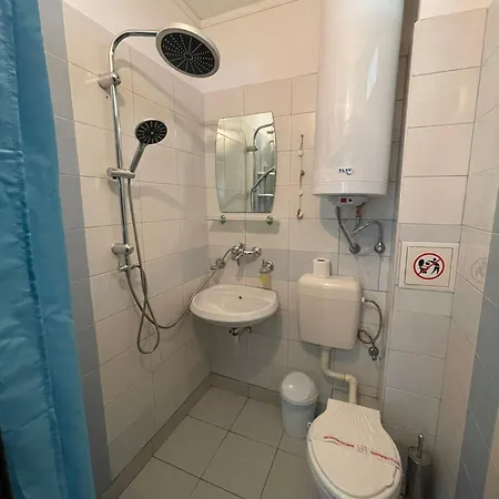 House Gendar, 3* Chernomorets