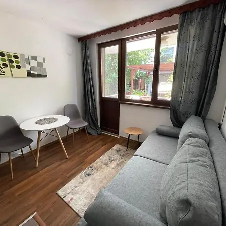 House Gendar, 3* 체르노모레츠