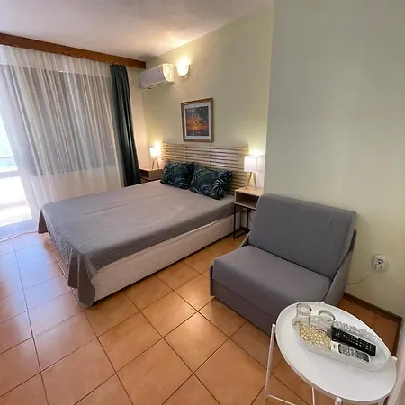 House Gendar, Pensionat 3*